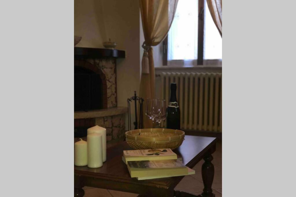 Villetta indipendente con giardino Campiglia dʼOrcia Esterno foto